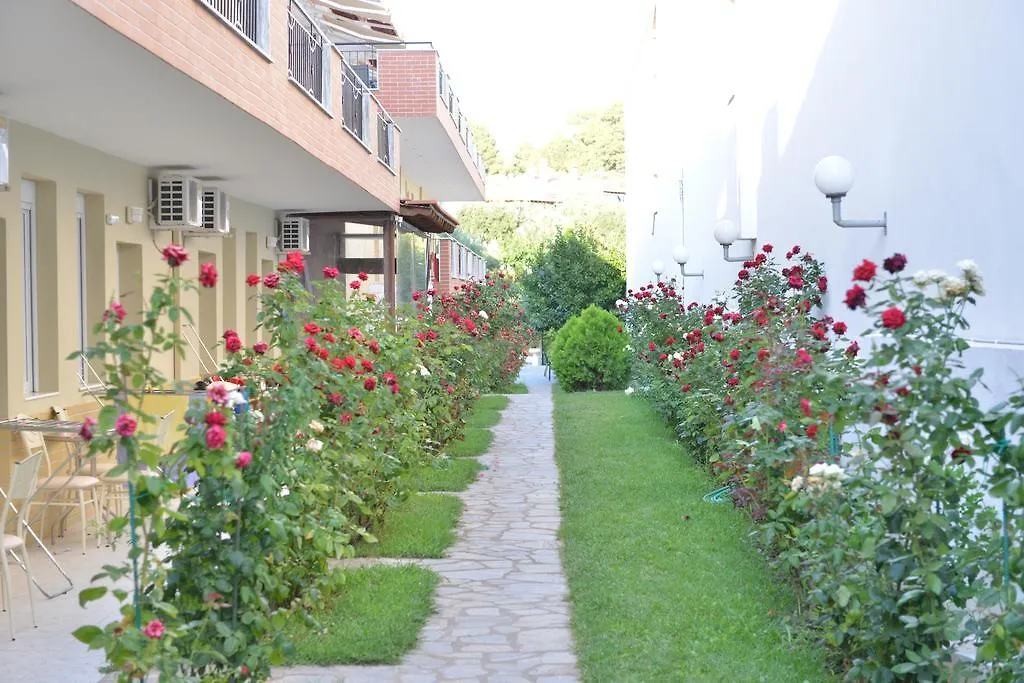 Anna Christina Apartments Metamorfosi