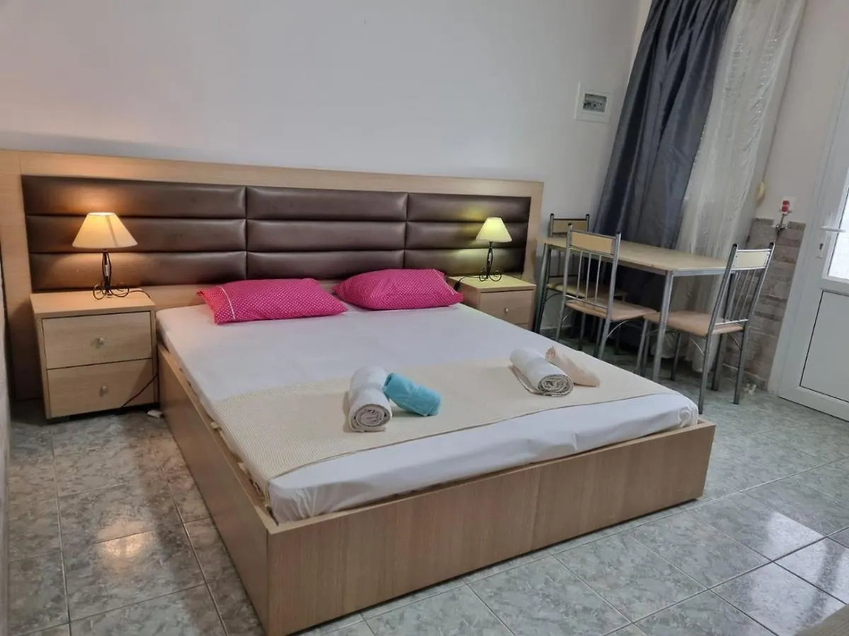 Anna Christina Apartments Metamorfosi  Hotel de apartamente